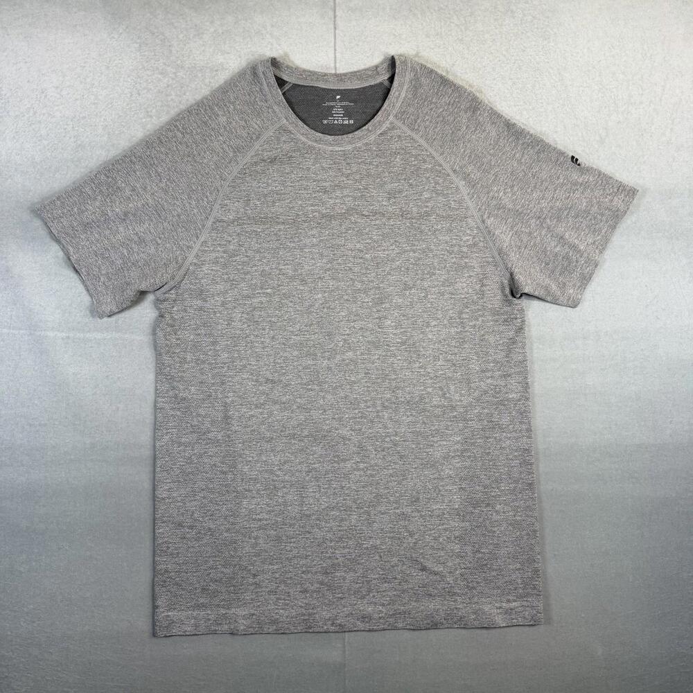 Fabletics Training Day T Shirt Mens Medium Gray Athletic Tee Workout Gym Slim